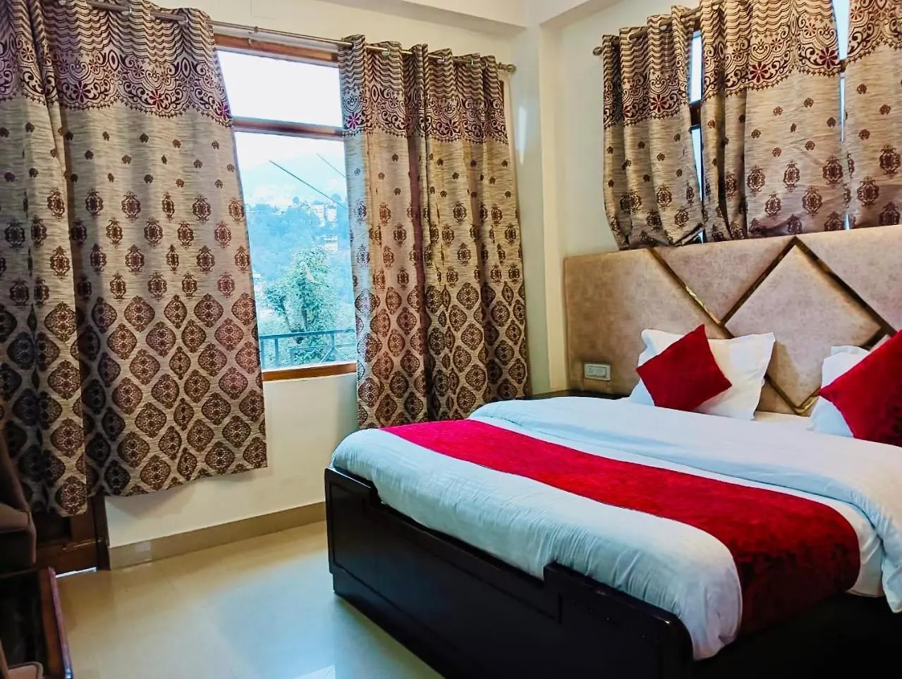Hotel Aston Hills - A Home In Mountains , Shimla